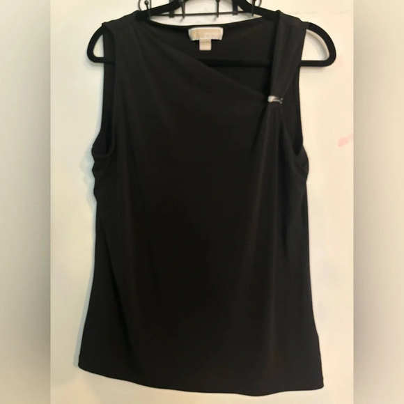 Michael Michael Kors black asymmetrical sleeveless  top‎ with silver detail - Picture 1 of 5
